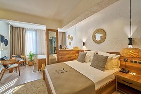 DER INN LARA