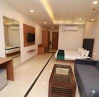 7 VACHAN LAWNS AND BANQUET