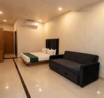 7 VACHAN LAWNS AND BANQUET