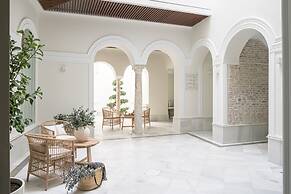 MYLU SUITES by PUERTA CATEDRAL