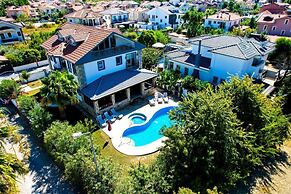 Villa Zuhal Dalyan 5 Bedrooms
