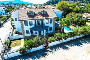 Villa Zuhal Dalyan 5 Bedrooms