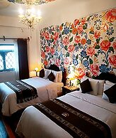 Golden House Hotel