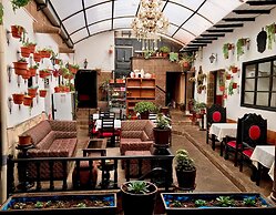 Golden House Hotel