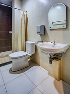 OYO 3936 Hotel Trisula Makassar