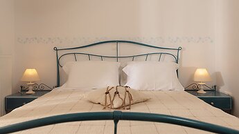 9 Muses Naxos beach hotel