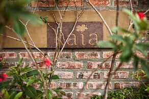 Kaia Gallery Hotel