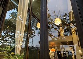 Kaia Gallery Hotel