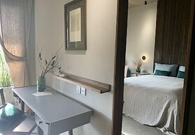 Kaia Gallery Hotel