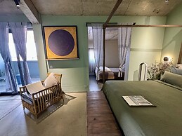 Kaia Gallery Hotel