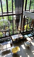 Kaia Gallery Hotel
