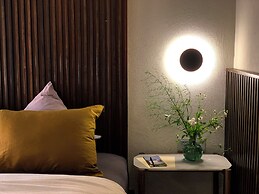 Kaia Gallery Hotel