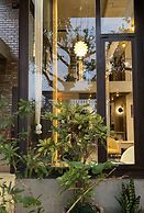 Kaia Gallery Hotel