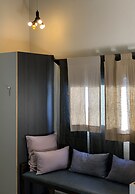 Kaia Gallery Hotel