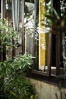 Kaia Gallery Hotel