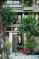 Kaia Gallery Hotel