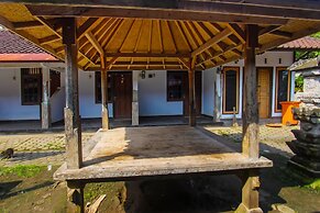 OYO 92308 Kos Duduk
