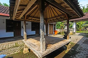 OYO 92308 Kos Duduk