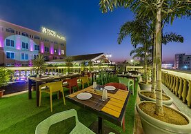 Hotel Town Palace