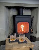 Unique 2 Bedroom Flat Kirrie Scotland