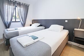 Oura Villa V2 - Flores