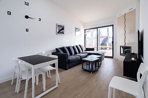 Oura Villa V2 - Flores