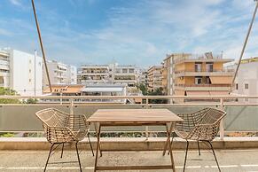 Outstanding 2BR Apartment in Cholargos