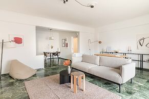 Outstanding 2BR Apartment in Cholargos