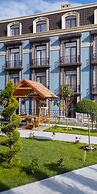 Macara Sheki City Hotel