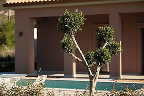 Reveli Suites