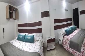 Ayenda Gold House