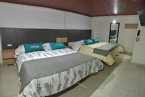 Ayenda Gold House