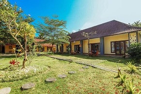 Grand Ball Beach Garden