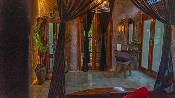 Firefly Eco Lodge