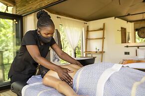 Sasi Bush Lodge