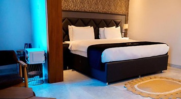 Home Free Hotel