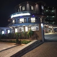 Home Free Hotel