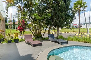 TwoSpaces Living at Panorama Villas Batu