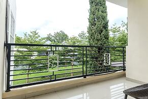 TwoSpaces Living at Panorama Villas Batu