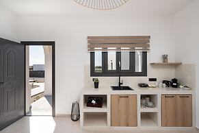 Almira Luxury Suites