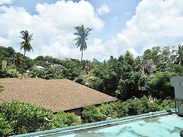 Panwaburi Beachfront Resort