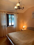 Apartments Nives