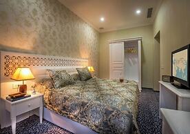 Seven Palace Hotel