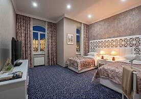 Seven Palace Hotel