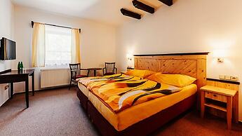 Hotel Obří Sud