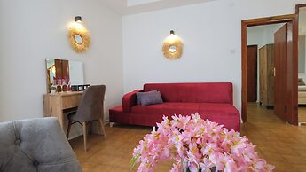 Moda Suit Hotel