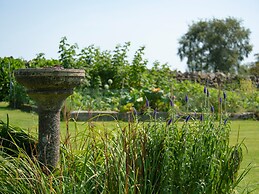 How Hill Farm Cottage