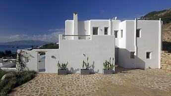 Villa Flo by Anamnesia Collection