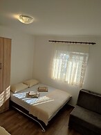 Sayohat Apartments