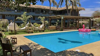 Straw Hat Surf Hostel